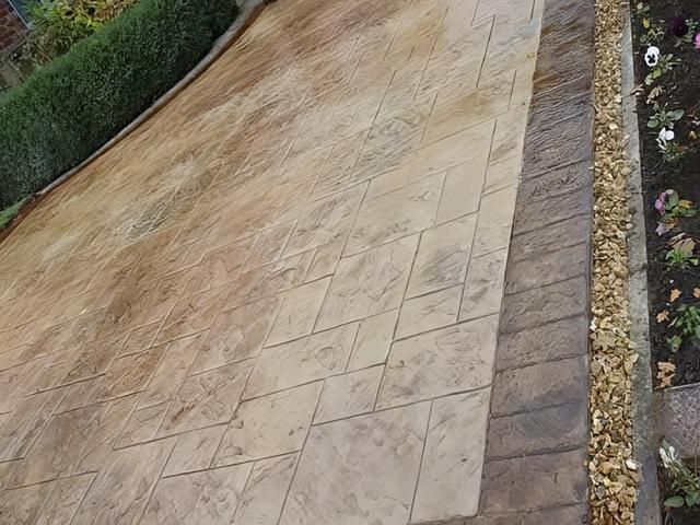 imprinted-concrete-driveways (11)-kireth-ai